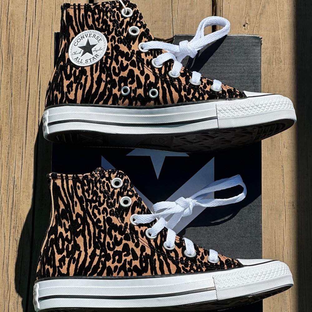 Converse CTAS High Leopard Print Canvas Casual Sneaker Womens 5 | 6 | 7.5 NEW - Picture 6 of 11
